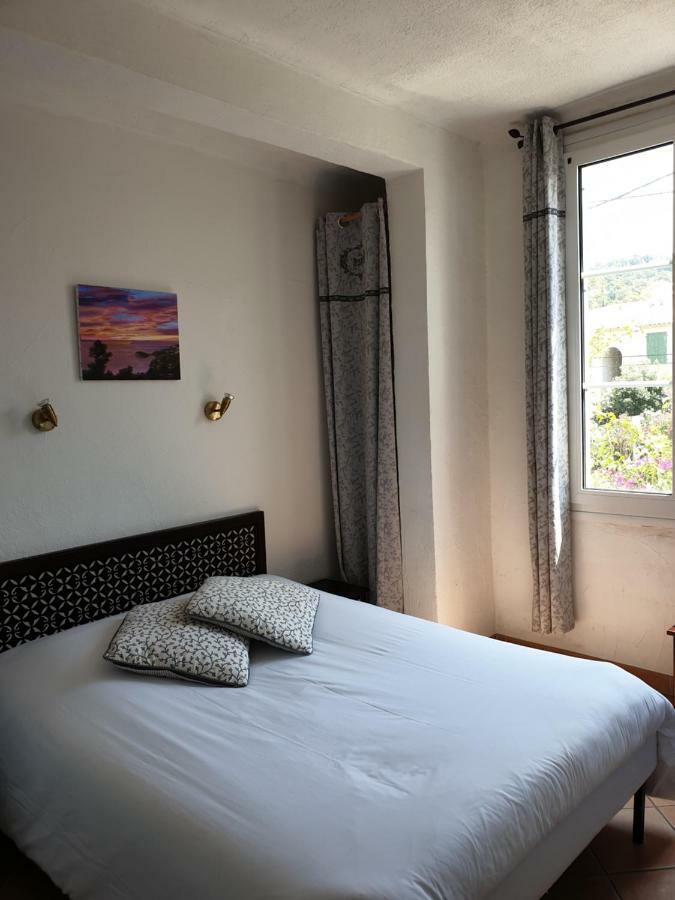 Hotel De La Plage แซ็ง-ทรอเป ภายนอก รูปภาพ