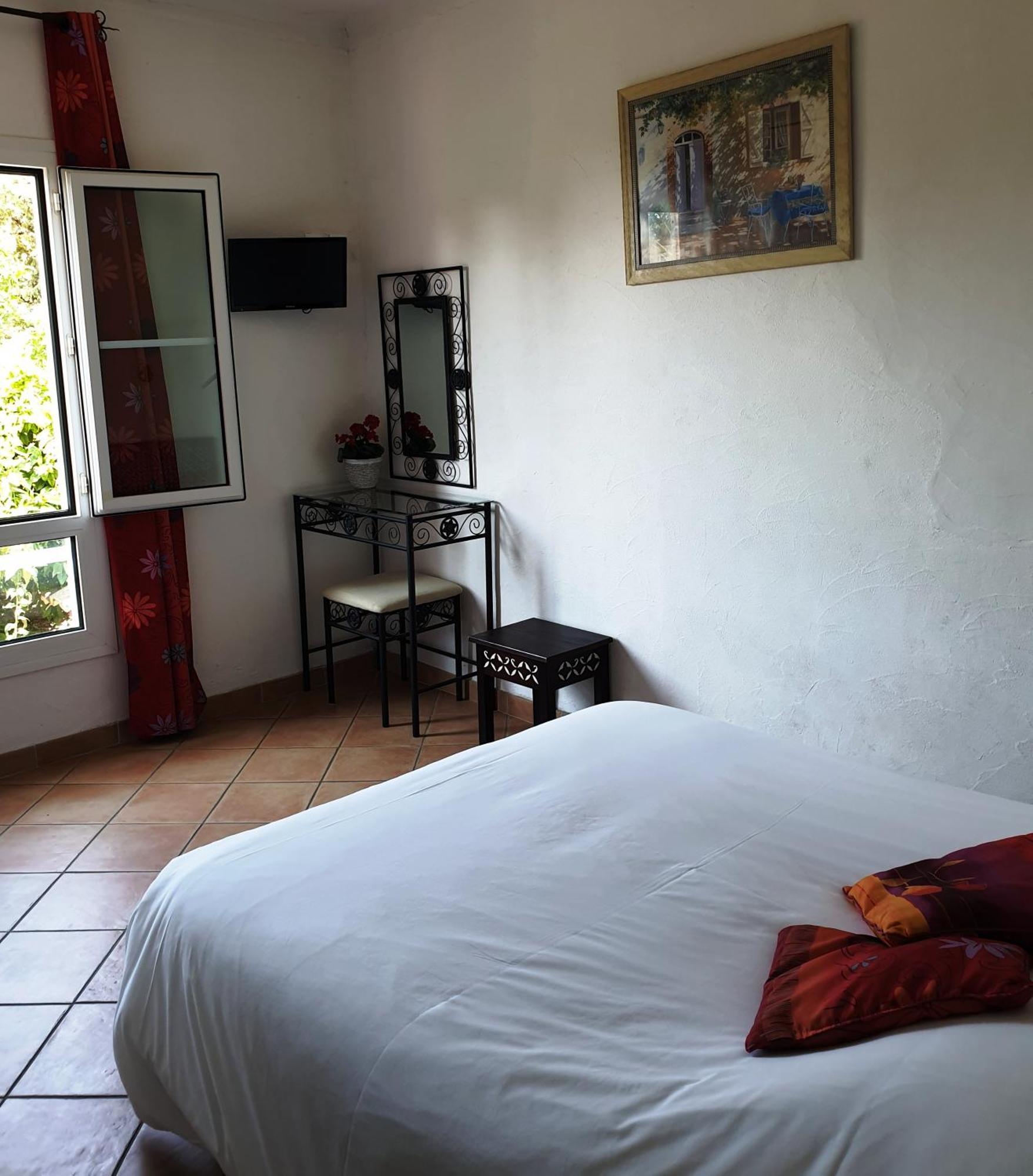 Hotel De La Plage แซ็ง-ทรอเป ภายนอก รูปภาพ